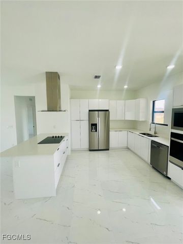 2016 HERCULES RD, Labelle, FL 33935