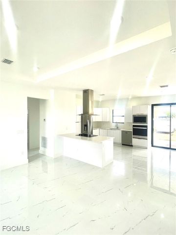 2016 HERCULES RD, Labelle, FL 33935