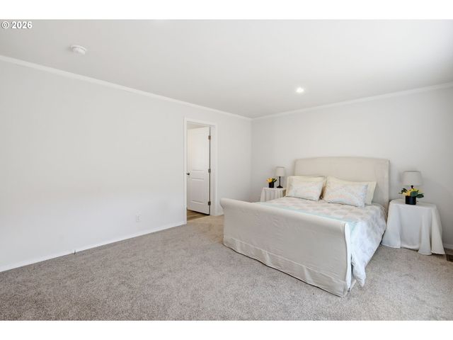 1547 A St, Springfield, OR 97477