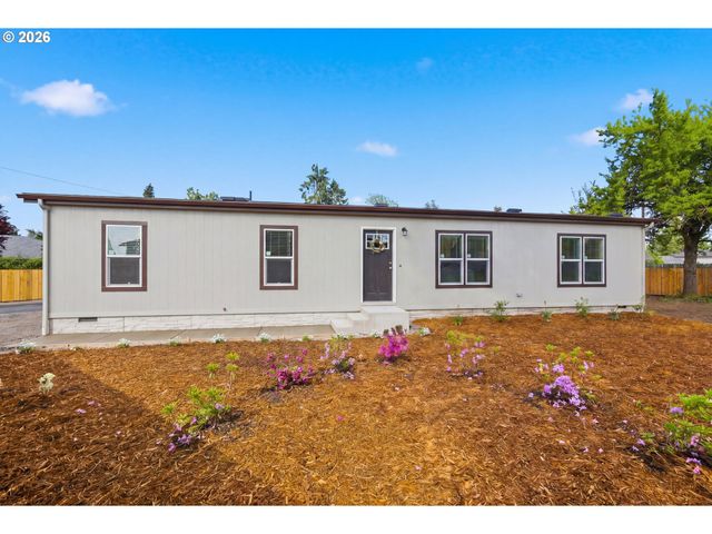 1547 A St, Springfield, OR 97477