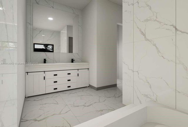 2532 NE 1st PL, Cape Coral, FL 33909