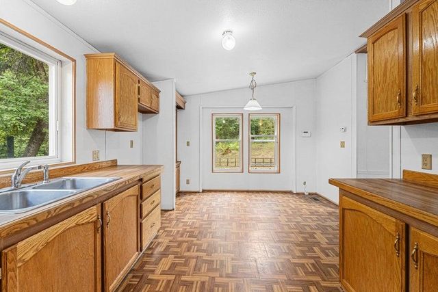 345 Corbett Creek Rd, Colville, WA 99114