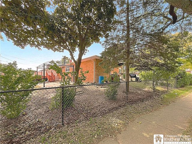 118 Audet Drive, Cheektowaga, NY 14227