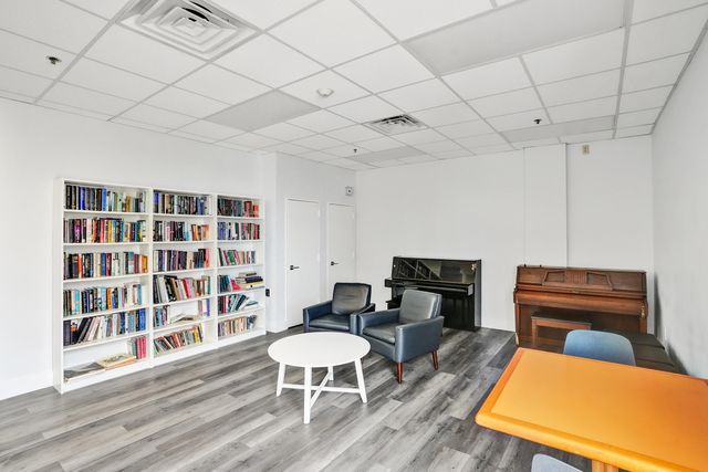 3701 N Country Club Drive 605, Aventura, FL 33180