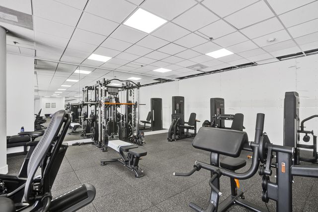 3701 N Country Club Drive 605, Aventura, FL 33180