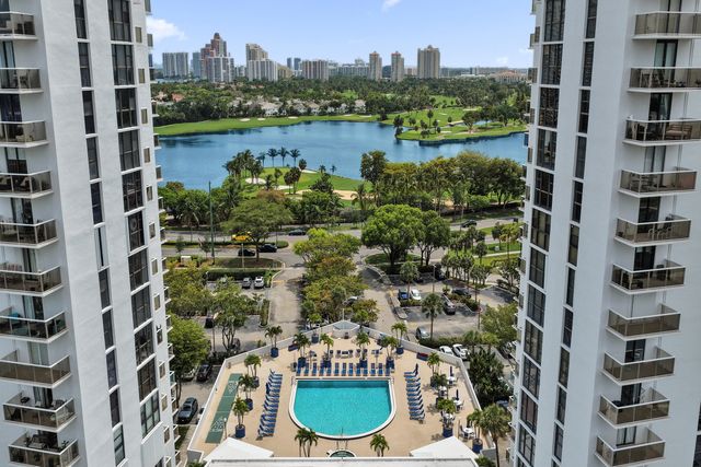 3701 N Country Club Drive 605, Aventura, FL 33180