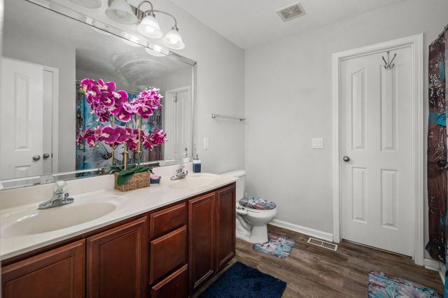 304 Nashboro Greens Way, Nashville, TN 37217