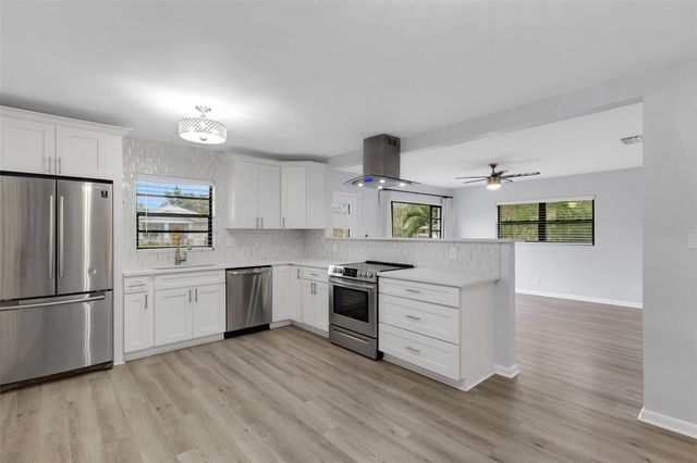 918 W KENTUCKY AVENUE, Tampa, FL 33603