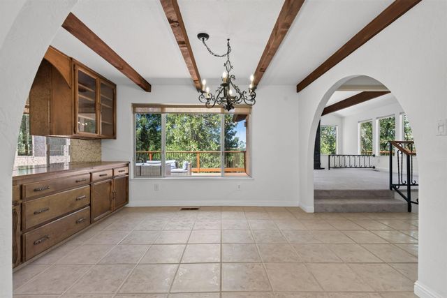 655 Secret Town Ln, Colfax, CA 95713
