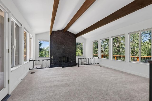 655 Secret Town Ln, Colfax, CA 95713