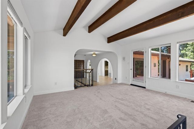 655 Secret Town Ln, Colfax, CA 95713