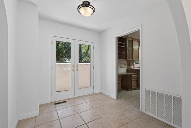 655 Secret Town Ln, Colfax, CA 95713