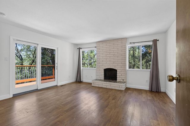 655 Secret Town Ln, Colfax, CA 95713