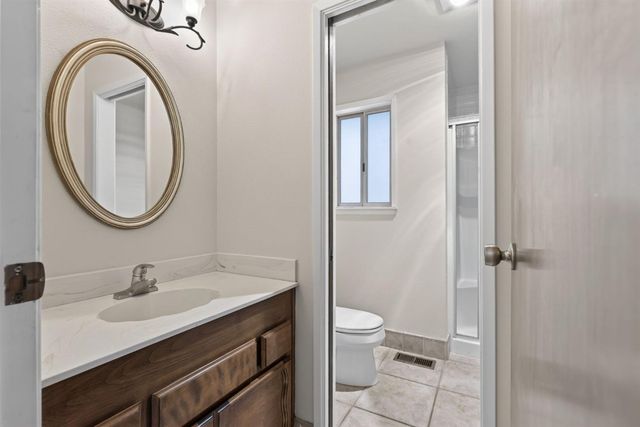 655 Secret Town Ln, Colfax, CA 95713