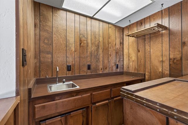 655 Secret Town Ln, Colfax, CA 95713