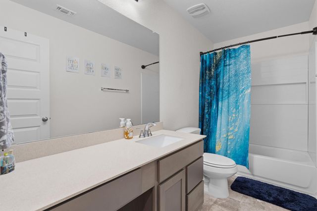 212 Katie Elder DR, Jarrell, TX 76537