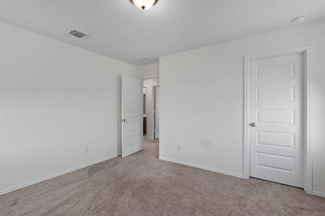 212 Katie Elder DR, Jarrell, TX 76537