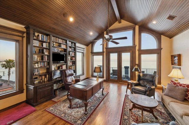 1406 Todville Road, Seabrook, TX 77586