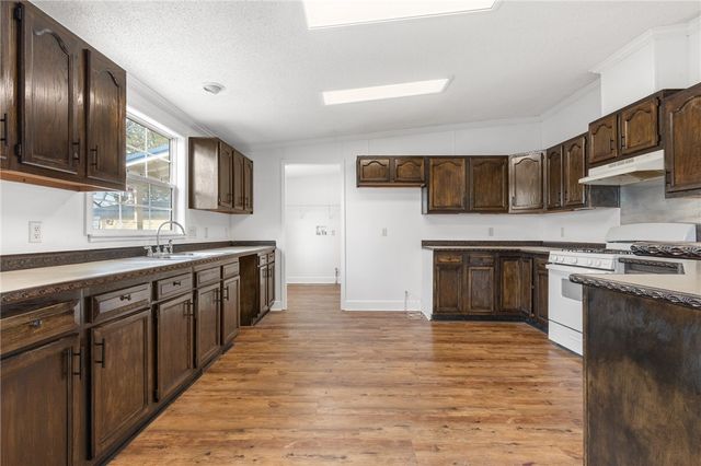 7516 Highway 7 N, Harrison, AR 72601
