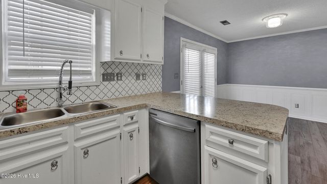 3923 Sterling Pointe Drive Mm4, Winterville, NC 28590