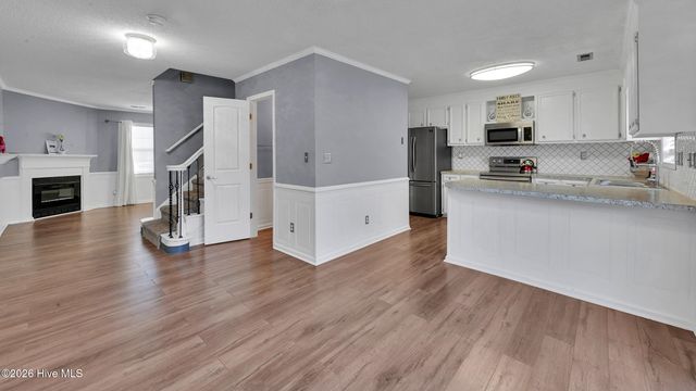 3923 Sterling Pointe Drive Mm4, Winterville, NC 28590