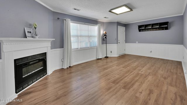 3923 Sterling Pointe Drive Mm4, Winterville, NC 28590