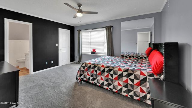 3923 Sterling Pointe Drive Mm4, Winterville, NC 28590