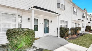3923 Sterling Pointe Drive Mm4, Winterville, NC 28590