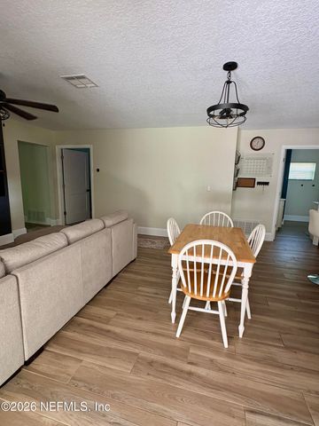 106 DOTTIE Court, Interlachen, FL 32148