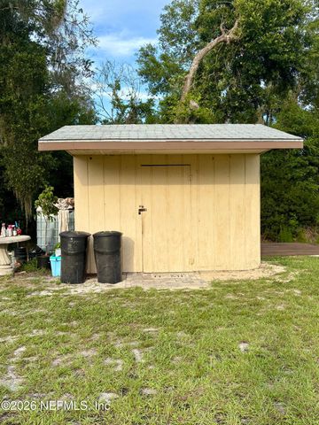106 DOTTIE Court, Interlachen, FL 32148