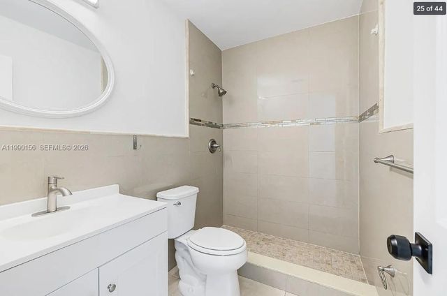 865 W 72nd Pl 865, Hialeah, FL 33014