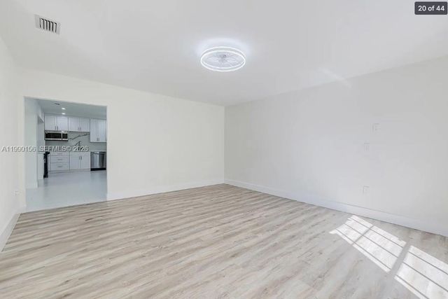 865 W 72nd Pl 865, Hialeah, FL 33014