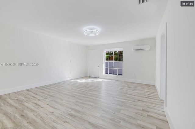 865 W 72nd Pl 865, Hialeah, FL 33014