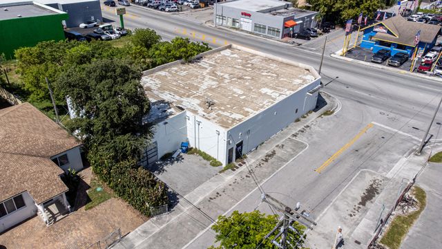 102 NW 22ND Avenue, Miami, FL 33125
