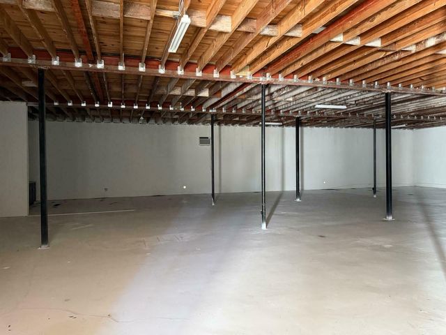 102 NW 22ND Avenue, Miami, FL 33125