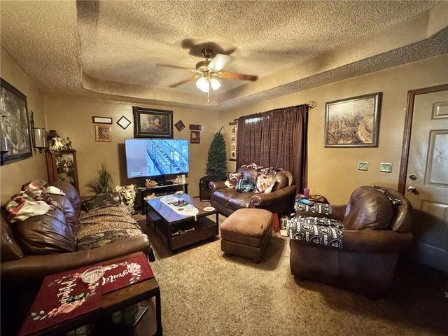 506 South Street, Grain Valley, MO 64029