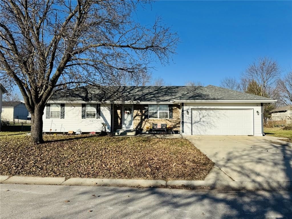 506 South Street, Grain Valley, MO 64029