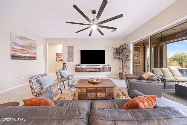 7104 W Foothills Acacia Place, Marana, AZ 85658