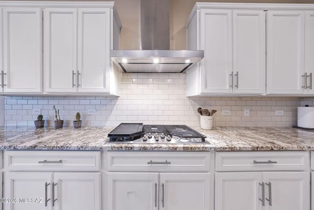 7104 W Foothills Acacia Place, Marana, AZ 85658