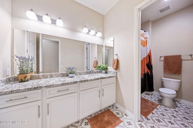 7104 W Foothills Acacia Place, Marana, AZ 85658