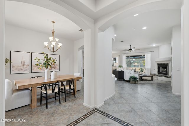 12269 N Washbed Drive, Oro Valley, AZ 85755