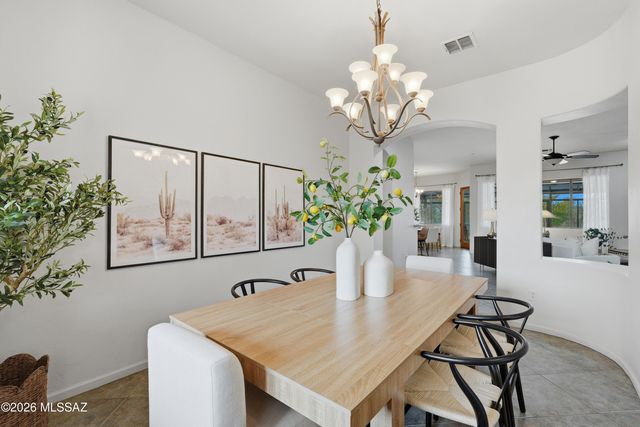 12269 N Washbed Drive, Oro Valley, AZ 85755