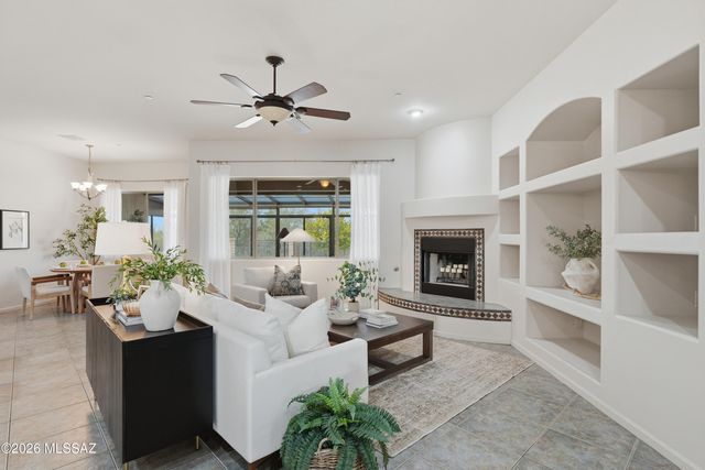 12269 N Washbed Drive, Oro Valley, AZ 85755