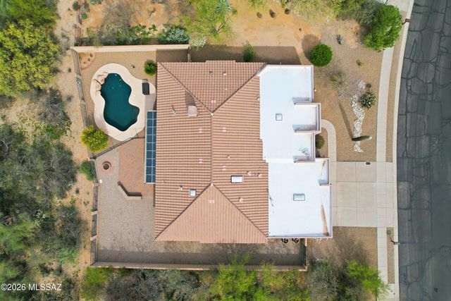 12269 N Washbed Drive, Oro Valley, AZ 85755