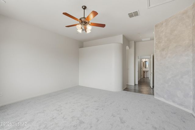 12269 N Washbed Drive, Oro Valley, AZ 85755