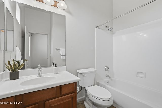 12269 N Washbed Drive, Oro Valley, AZ 85755