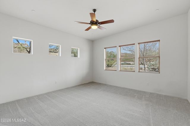 12269 N Washbed Drive, Oro Valley, AZ 85755