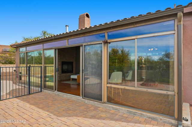 12269 N Washbed Drive, Oro Valley, AZ 85755