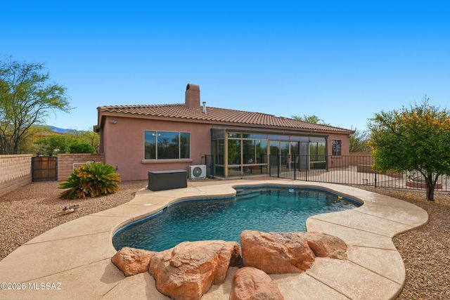 12269 N Washbed Drive, Oro Valley, AZ 85755