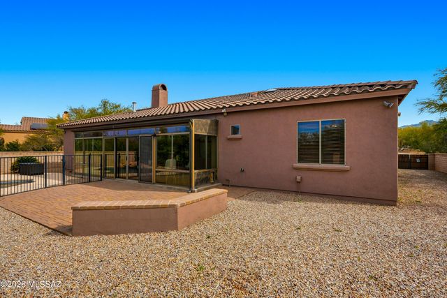 12269 N Washbed Drive, Oro Valley, AZ 85755